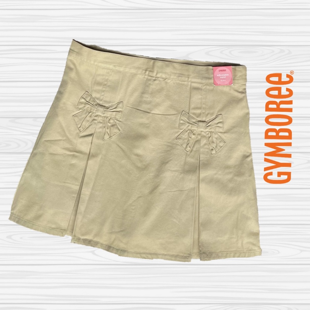 NWT Khaki School Skort